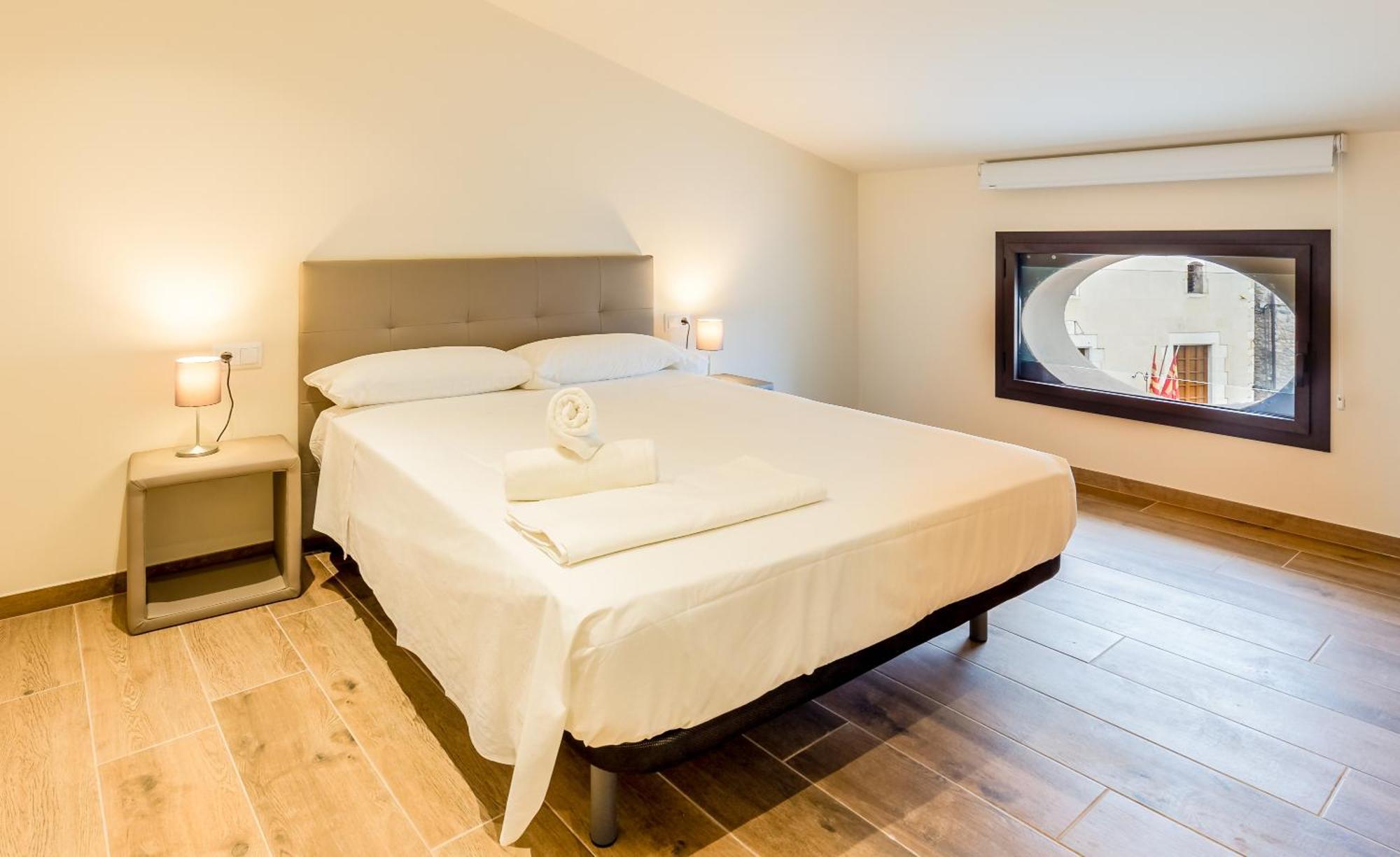 Can Cintet 3 Apartamento Con Terraza En Besalú Εξωτερικό φωτογραφία